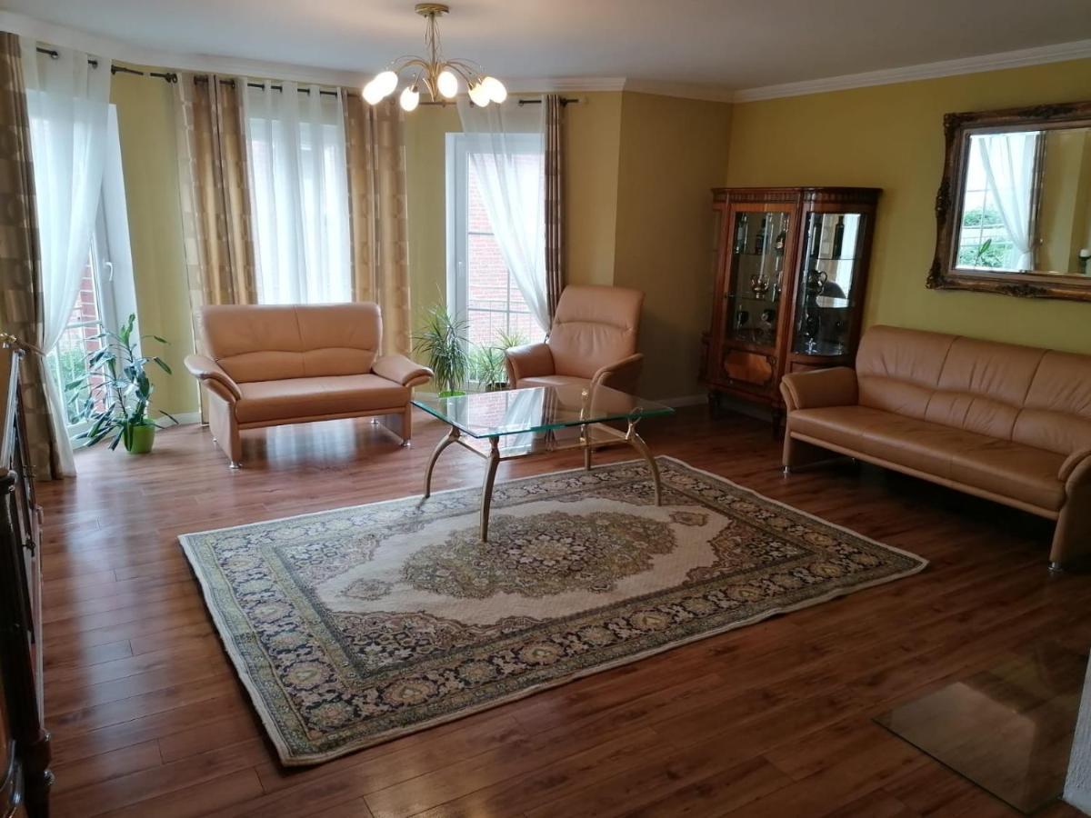 Grosses 4 Zimmer Apartment Naehe Messe Hanóver Exterior foto